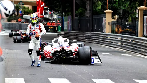 Mick Schumacher, momente de panică la Monaco! Fiul fostului mare campion din Formula 1 și-a distrus monopostul | FOTO & VIDEO