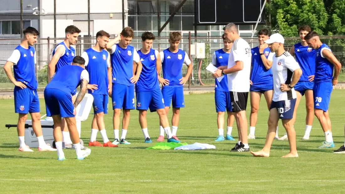 Steaua s-a reunit cu 20 de jucători! Primele două achiziții și mai mulți fotbaliști testați de Daniel Oprița, prezenți la terenul de antrenament