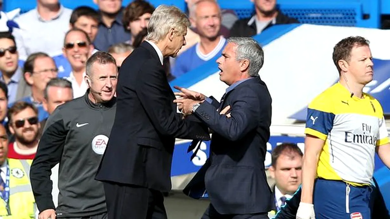 VIDEO | Arsene Wenger, premiat de Sir Alex Ferguson pe Old Trafford! Ce gest a făcut Mourinho