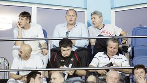 Mititelu:** "Foarte bine că a semnat Cîrțu cu Steaua! Nu mai are timp să dea sfaturi Craiovei"