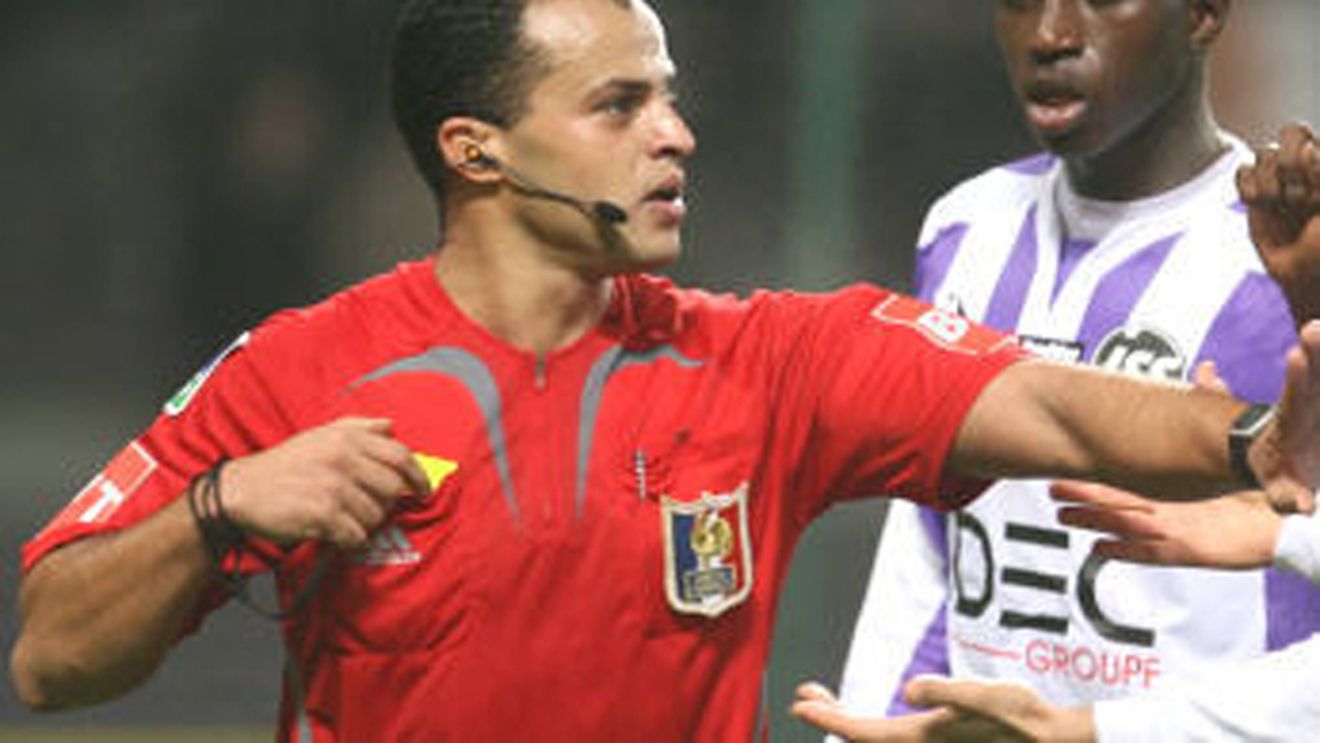 Said Ennjimi va conduce la centru partida Utrecht - Steaua din Europa League