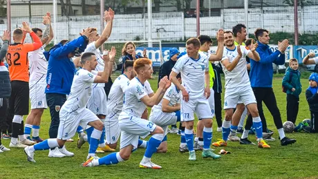 La Huși cresc bani în copaci? Fotbaliștii Hușanei aveau restanțe și de anii trecuți, dar după calificarea în play-off-ul Ligii 3 s-au găsit, surprinzător, fonduri pentru stingerea datoriilor