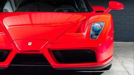 A vrut să aibă un Ferrari ca nimeni altul, iar acum cere un preț imens pe bolid! Are doar 21.000 de kilometri