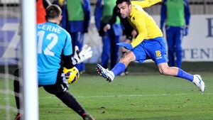 Marian Cristescu a plecat de la Petrolul! EXCLUSIV - Jucătorul e aproape de Astra. Rapid a intrat pe fir