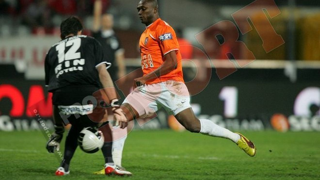 CFR Cluj - Dinamo,** miercuri 14 aprilie, ora 20:15, in direct la ProTV