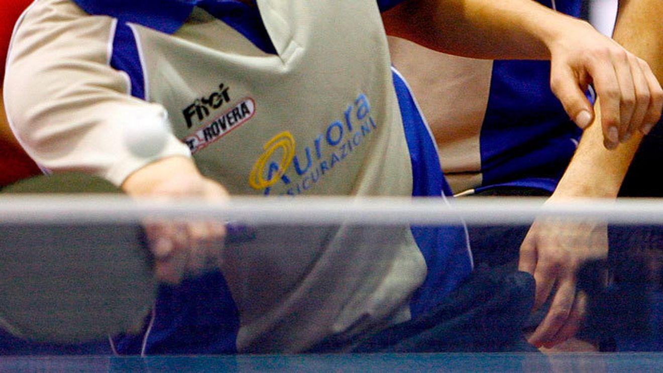 Szocs și Dodean s-au calificat în turul doi la CE de tenis de masă