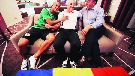 SUPER FOTO Întâlnirea care l-a înnebunit de fericire pe Hizo:** "Bă, ăsta e un drac!" Reacția fabuloasă a "Dulăului" când a fost pus față în față cu Wesley și Demollari