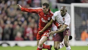 Vezi aici cometariul live al meciului Liverpool - Arsenal 4 - 2