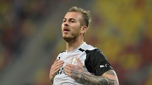 Alibec: "Suntem ai nimănui, dar jucăm și ne facem treaba!" Cum a "inventat" primul gol: "Chiar ieri, la antrenament, dădeam cu șpițul la vinclu..."
