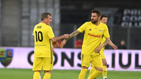 Romania All Stars și Galatasaray Legends au făcut spectacol total la Cluj. Mutu, Marica și Jardel, prestații ca în zilele bune! Bogdan Stelea și-a marcat în proprie poartă | VIDEO & FOTO