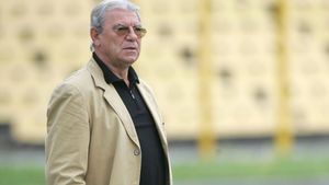 Ienei: "Rădoi ar putea face față la Inter fără probleme"