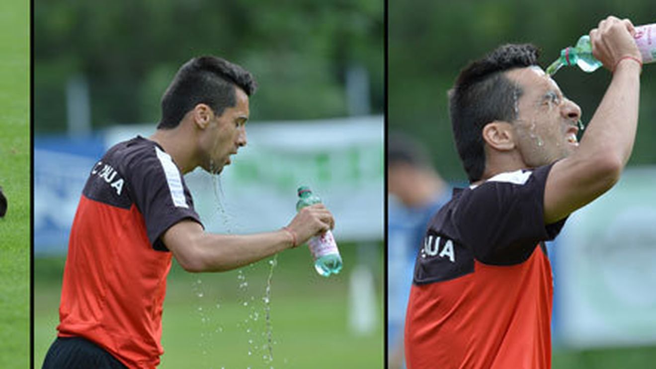 FOTO Reghe i-a "rupt" la antrenamente!** Steliștii, extenuați de metodele de pregătire ale noului tehnician!