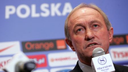 Selecționerul Poloniei:** "Sunați-l pe Răzvan să-i dați echipa mea de start!" VEZI primul 11 al lui Smuda