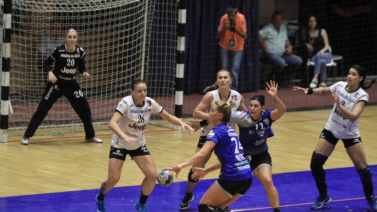S-a tras la sorți tabloul sferturilor de finală în Cupa României la handbal feminin. CSM București și SCM Rm. Vâlcea, cale liberă spre Final Four