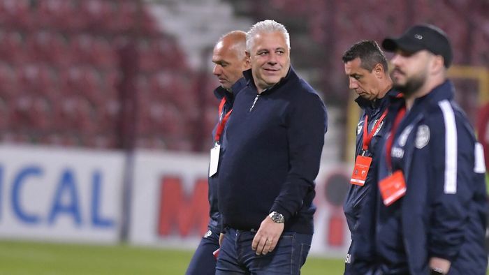 Marius Șumudică, noul antrenor al FCSB. Planul SF pe care Gigi Becali l-ar avea, ce ar fi cerut vestiarul și câți bani i-ar da ca să semneze: dacă se confirmă, devine cel mai bine plătit tehnician din Superliga!