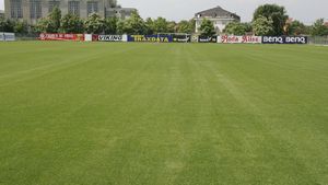 Stadionul „Petre Deselnicu" se inaugurează joi