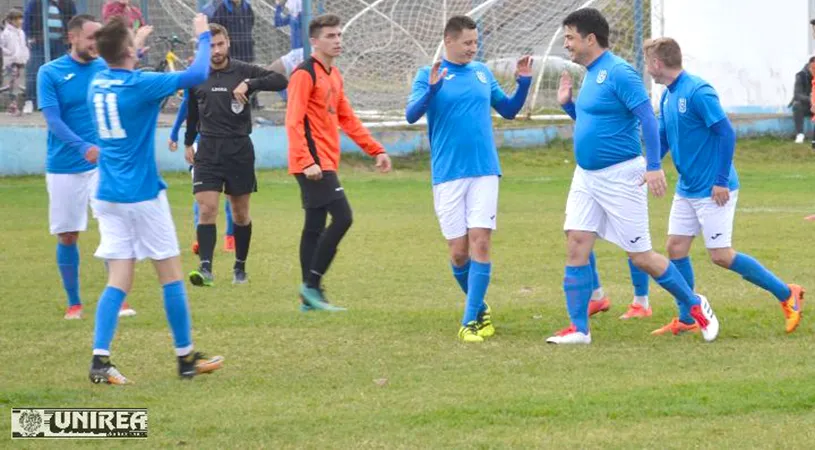 Noul ministrul al Culturii și Identității Naționale este fotbalist activ la o echipă cu pretenții la promovare din Alba.** A înscris un eurogol în unul dintre meciurile în care a jucat
