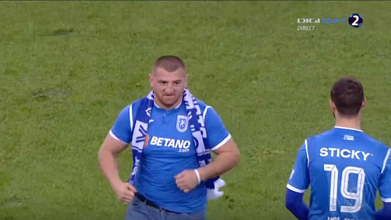 FOTO | Moroșanu a intrat la inimile oltenilor! A dat lovitura de start în meciul dintre Craiova și FC Voluntari 