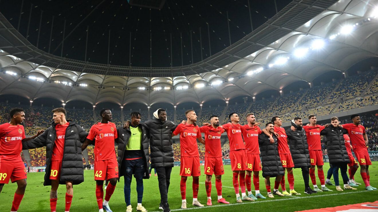 Gigi Becali a intervenit la pauză și a dat afară din echipă doi titulari, în FCSB - Sepsi 2-1! A rezistat 45 de minute la ce se petrecea pe gazon și apoi a luat decizia: „Probabil ține un Ramadan mai sever”