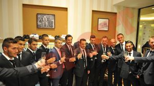 "U" Cluj va merge la meciuri în costum. "Suntem pe primul loc la eleganță"