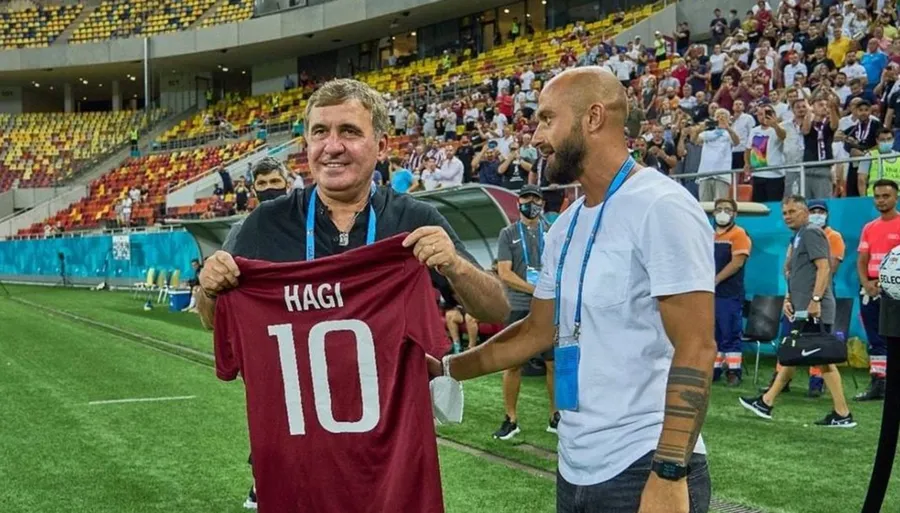 Hagi s-a simțit ca acasă și pe terenul rivalilor rapidiști