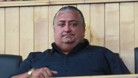 "Nu găsesc înlocuitor pentru Sandu la FRF!** S-ar putea să ajung și la "nenorocirea" de a-l vota!"