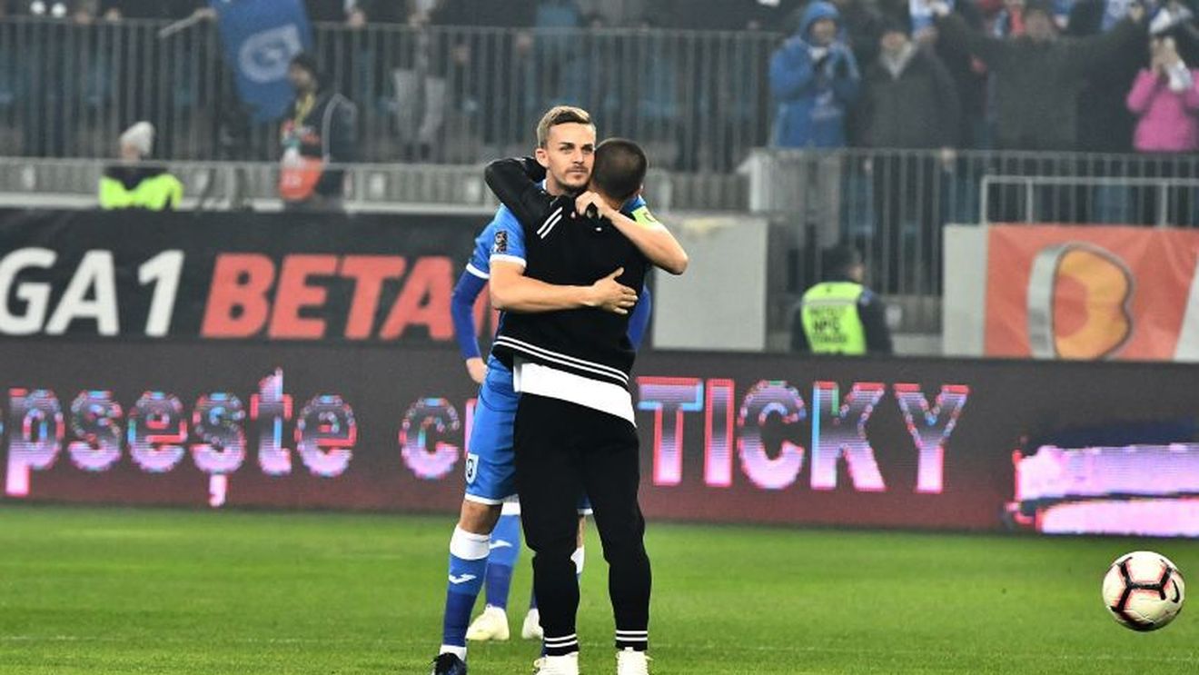 FOTO | Mitriță a dat lovitura de start a derby-ului cu CFR! "Piticul atomic" i-a predat banderola de căpitan lui Bancu