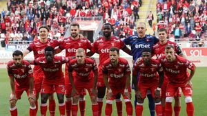 UTA Arad vrea să o trimită pe Dinamo în Liga 2: „Dorim să încheiem sezonul cu o victorie!” VIDEO