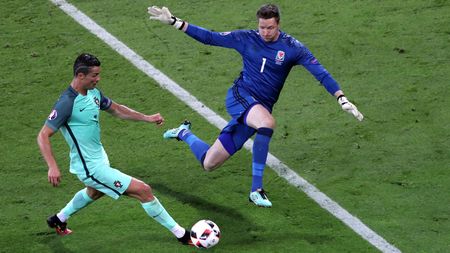 Seară magică pentru Ronaldo: "E plăcut să dobori recorduri, dar scopul era să ne calificăm!" CR7 l-a egalat pe Platini în topul marcatorilor all-time la Euro