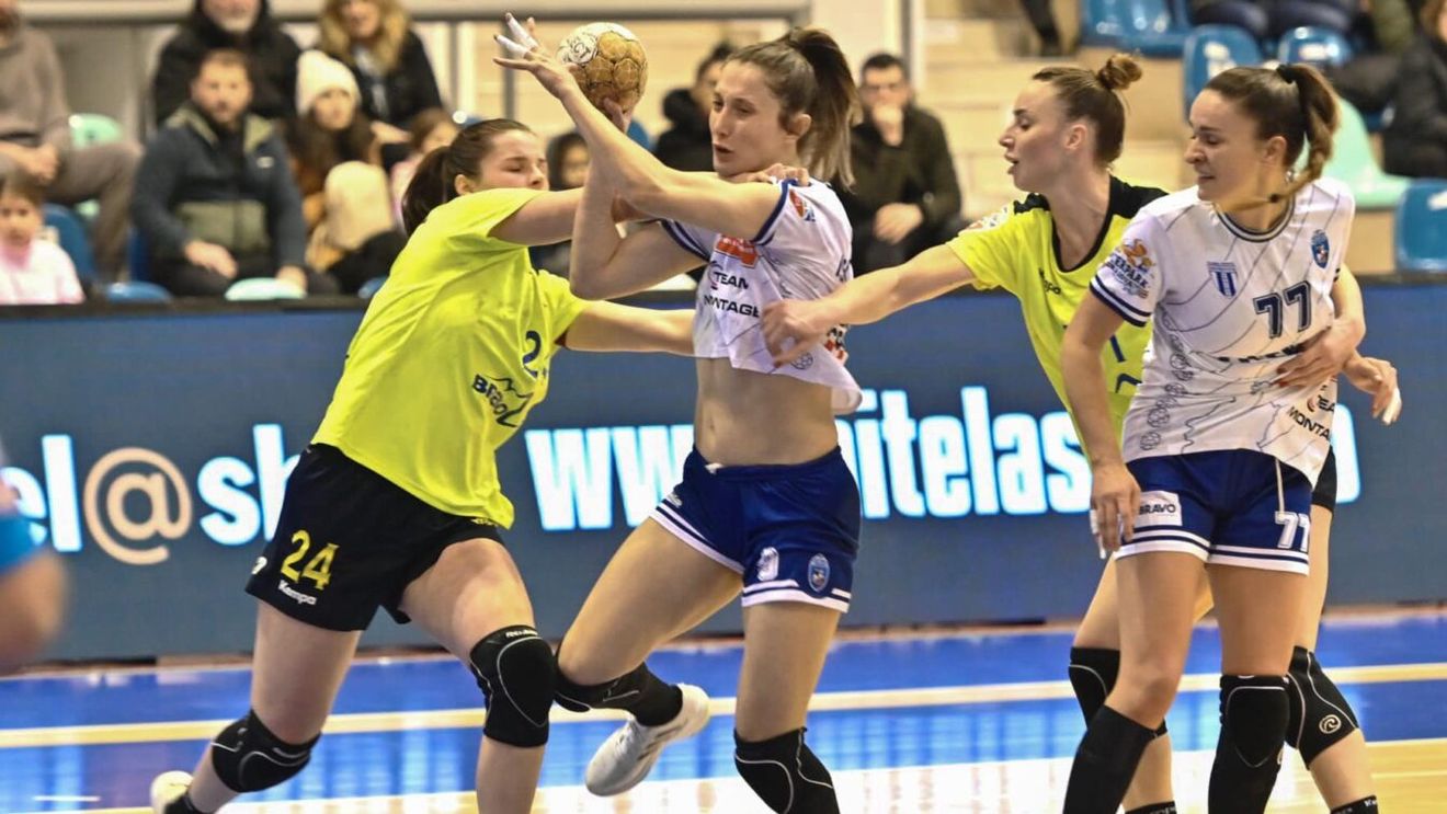 SCMU Craiova, killer-ul granzilor din Liga Florilor. După ce au provocat unicul eşec al campioanei, CSM Bucureşti, oltencele şi-au învins şi fostul antrenor, Bogdan Burcea