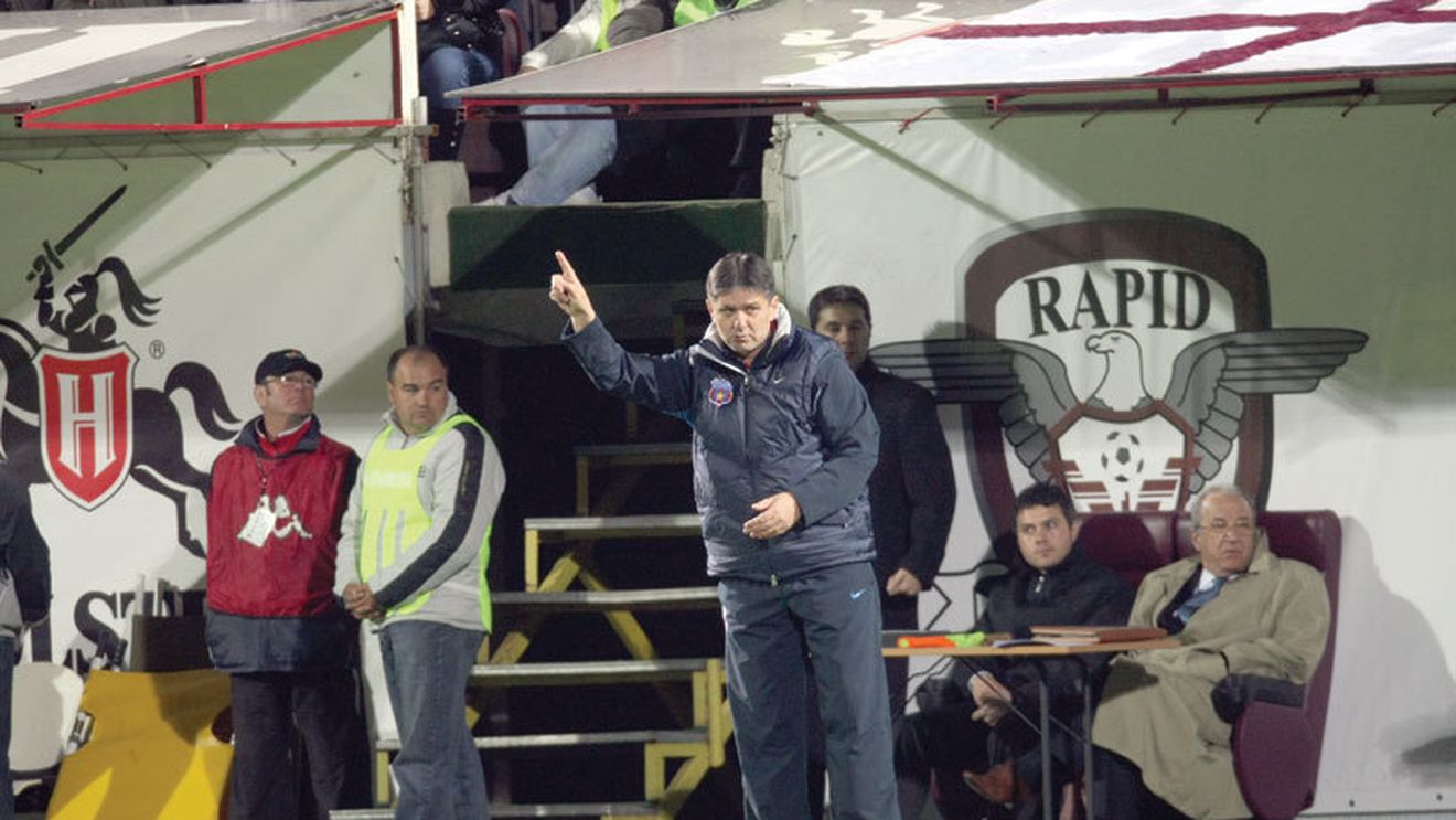 Debut împotriva dușmanilor! Lăcătuș revine în antrenorat ca adversar împotriva Rapidului