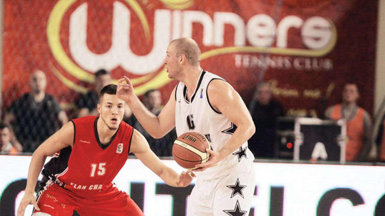 Clujul pierde în ultimul sfert!** "U" Mobitelco a cedat la debutul  în EuroChallenge, 81-85 cu Chalon