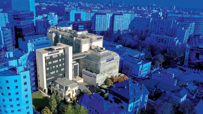 ADVERTORIAL. Pasiunea pentru excelență în medicina privată din România: SANADOR aniversează 25 de ani de la înființare