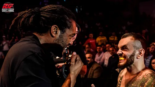 Mărturii din cușcă. Cel mai bun arbitru de MMA din lume vine la Sala Polivalentă din București, la RXF 21. Herb Dean, martor la execuția Rondei Rousey