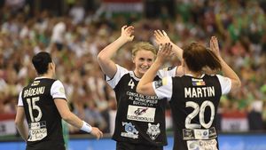 Nu au lăsat niciun trofeu în Budapesta! INTERVIU Isabelle Gullden: "Pentru prima dată am fost nervoasă. De când începi handbalul, visezi la astfel de momente"