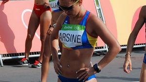 SPECIAL | "Făceam antrenament cu sonda în mine, mi-am forțat rinichii. După fiecare ședință de pregătire aveam hemoragie". Dragoste în vremea chinului. Atleta Andreea Arsine: "Am murit de două ori în trei luni"