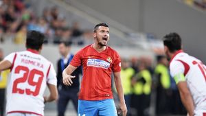 Ce șansă pentru Dinamo! Pe lângă Gnohere, alți patru fotbaliști esențiali pentru FCSB pot lipsi din derby-ul capital pentru accederea "câinilor" în playoff-ul Ligii 1

