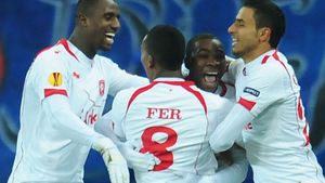 FOTO Zeificat de steliști, muritor printre olandezi!** Metoda prin care cei de la Twente îl fac pe Ola John să nu-și ia aere