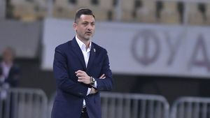 Dumitru Dragomir trimite în căutări Federația după anunțul plecării lui Mirel Rădoi: „Dacă rămâne e un fraier!” | VIDEO EXCLUSIV ProSport Live
