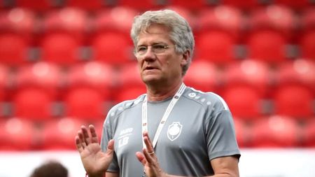 Regretul lui Laszlo Boloni e legat de echipa națională: „Niciodată nu am intrat în atâtea compromisuri!” De ce crede că o calificare la EURO ar fi normală: „Să nu ne îmbătăm cu apă de ploaie”