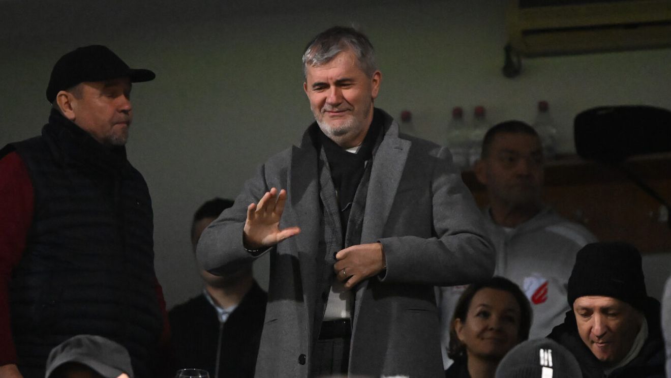 Valeriu Iftime a intrat în direct şi a făcut show: „Am văzut cum comentau unii la TV cât de proşti suntem”