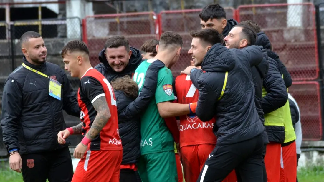 Presiune pe ACSM Reșița înaintea meciului cu Metalul Buzău. Flavius Stoican: ”Trebuie să rămânem în plutonul fruntaș.” Revine un jucător important, dar altul va lipsi