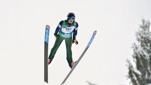 De senzație! România a ajuns în Cupa Mondială la sărituri cu schiurile cu doi sportivi. Pîtea, pe locul 46 la Saporro