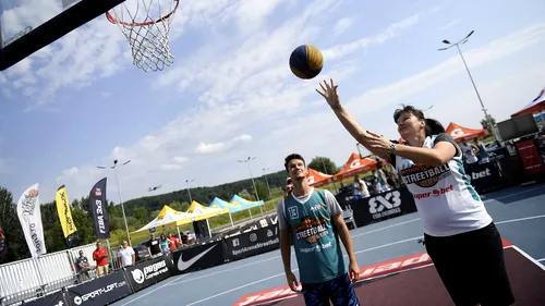 FOTO: Luminița Huțupan, îngerul păzitor din poarta naționalei de handbal a României, într-o postură inedită, la Râmnicu Vâlcea