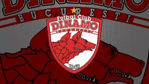 Dinamo caută siglă! 5 logouri au rămas în marea finală: tu pe care l-ai alege? | GALERIE FOTO