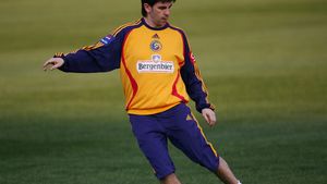 Lupescu: "N-am luat prime din banii echipei naționale"