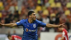 Prima plecare oficială de la Universitatea Craiova în 2022. După ce a jucat numai o jumătate de oră în ultimii doi ani, Mihai Roman se desparte de formaţia olteană