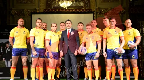 FOTO Domni în teren, domni și în afara lui.** Jucătorii de rugby ai României au pozat într-o postură puțin diferită