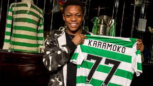 Ce făceați la 15 ani? Un puști tocmai și-a făcut cel mai frumos cadou de Crăciun! FOTO | "Wonderkid"-ul care răstoarnă statisticile