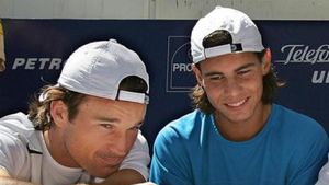 "Acești băieți de 19-20 de ani reprezintă o provocare pentru el". Carlos Moya a dat cărțile pe față: forma lui Rafa Nadal și lipsa antrenamentelor